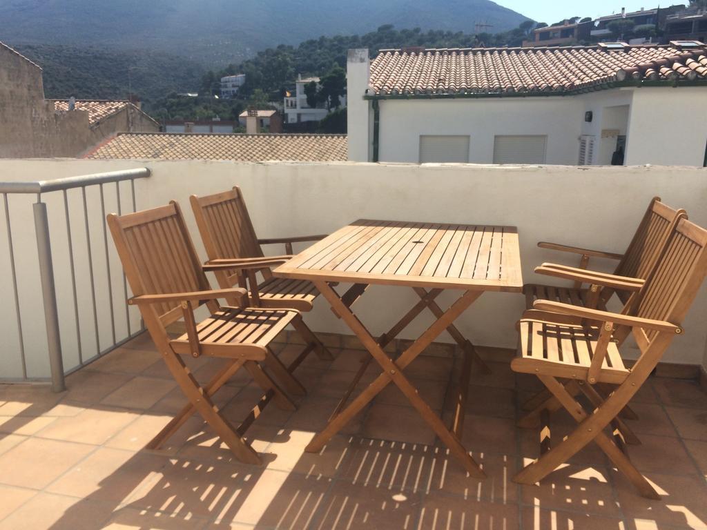 Mimoses Apartaments Cadaques Bagian luar foto